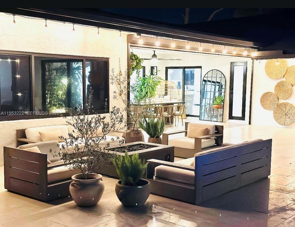 2475 NW 25th St, Boca Raton, FL 33431 Photo