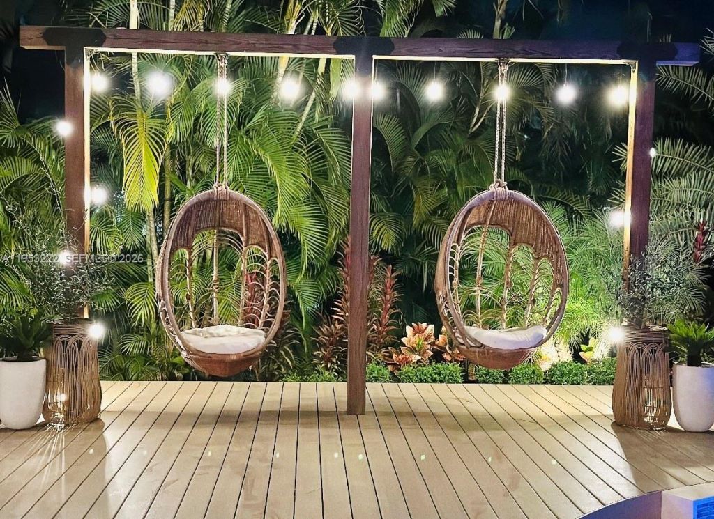 2475 NW 25th St, Boca Raton, FL 33431 Photo