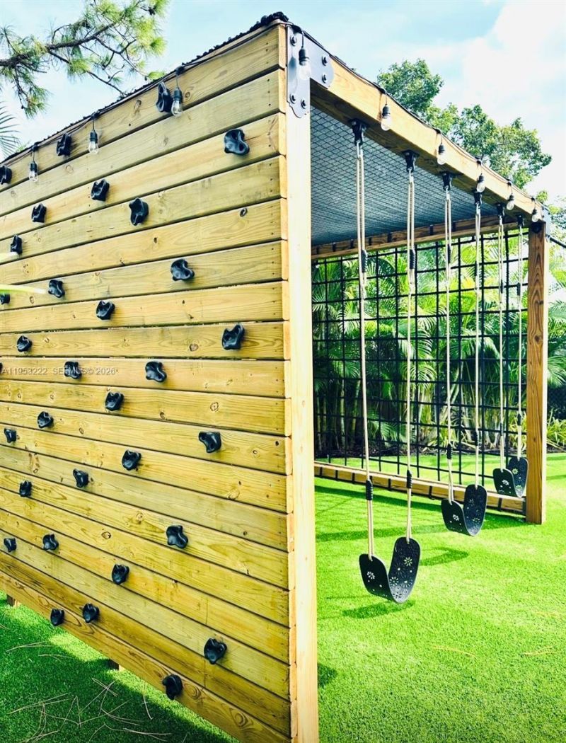 2475 NW 25th St, Boca Raton, FL 33431 Photo