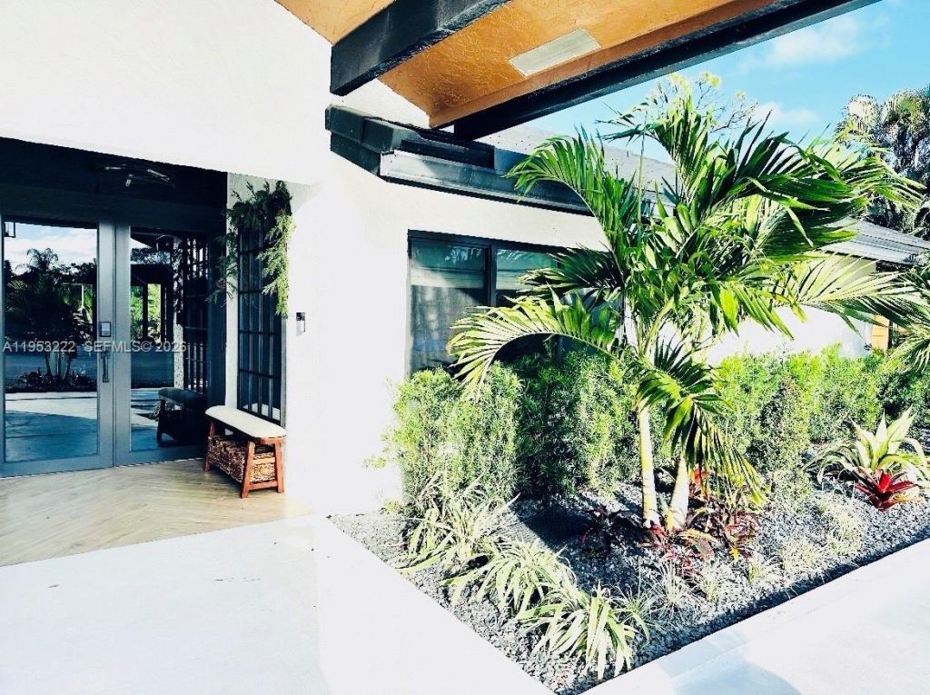 2475 NW 25th St, Boca Raton, FL 33431 Photo