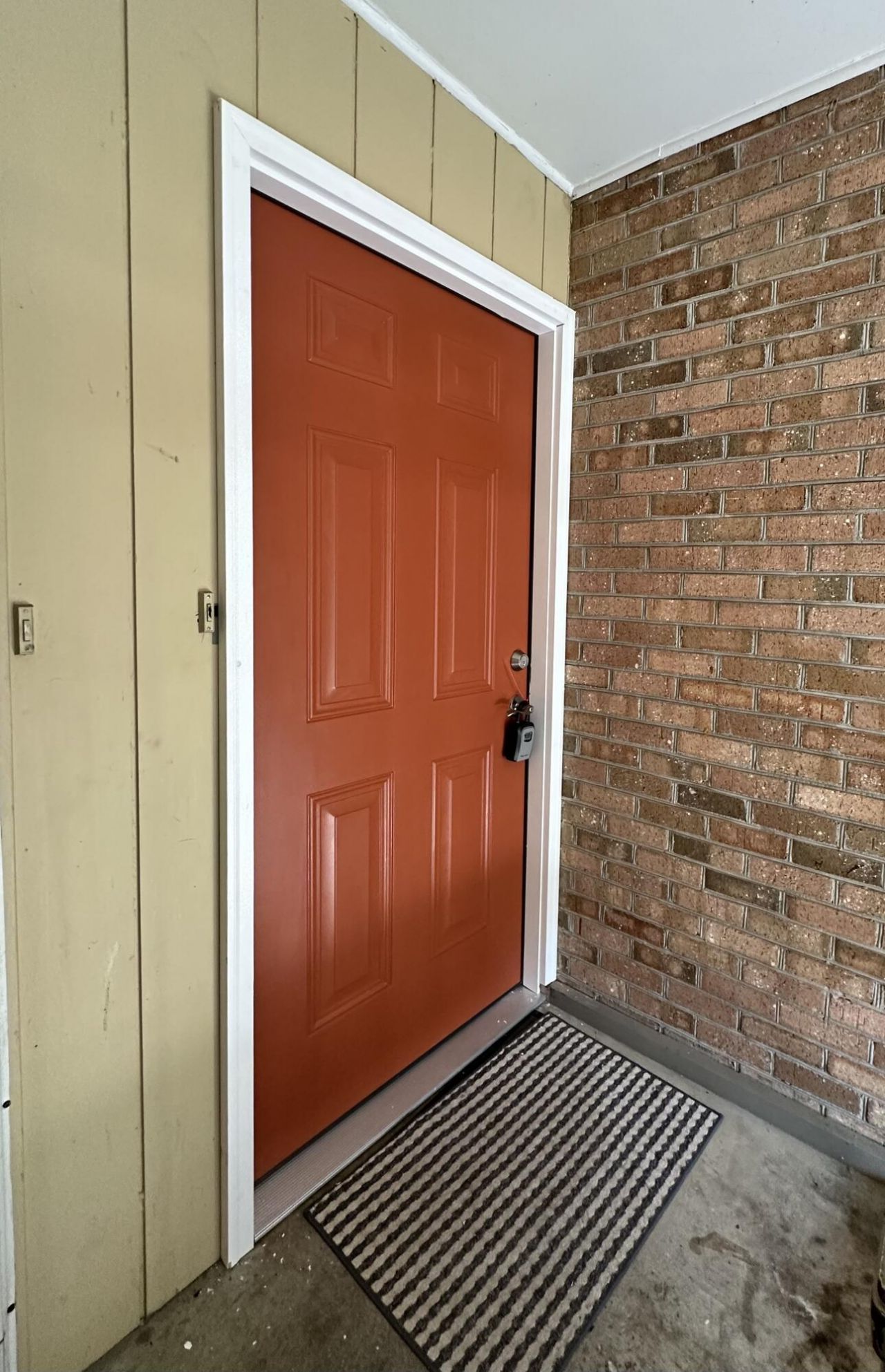 2336 Northview Drive Photo 2