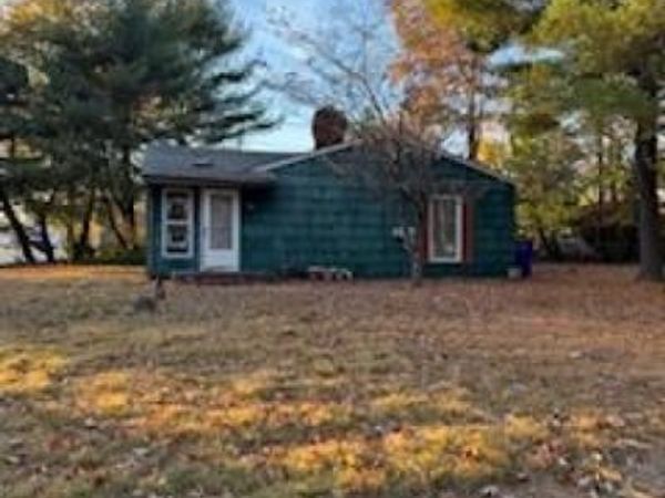 20 Oak Hill Dr, Toms Rivership, NJ 08753