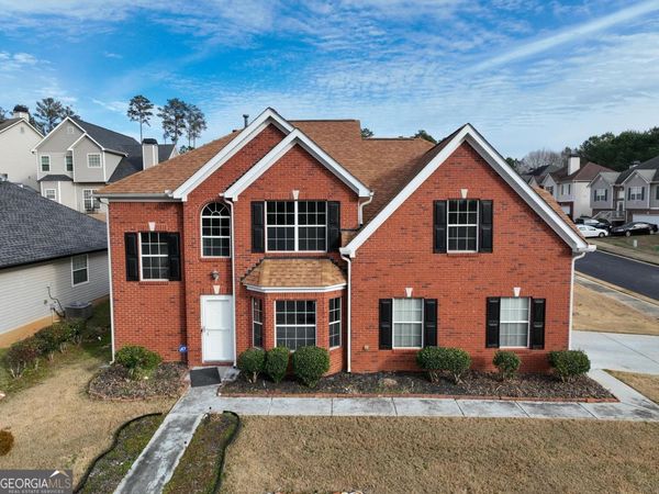 1568 Queen Elizabeth Drive, Locust Grove, GA 30248
