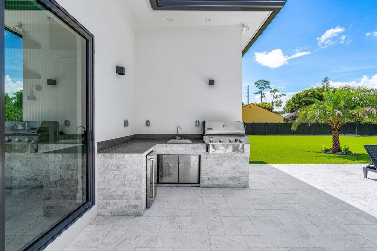 221 Milestone Way, West Palm Beach, FL 33415 Photo