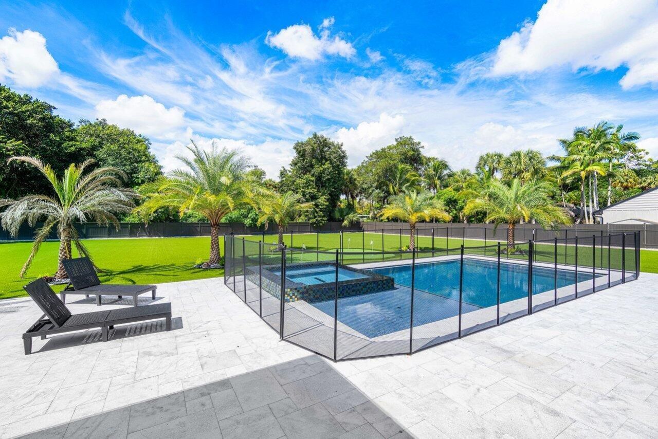 221 Milestone Way, West Palm Beach, FL 33415 Photo