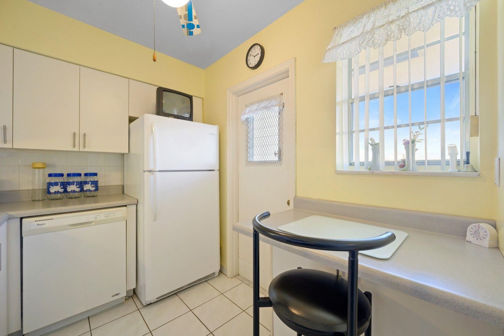 2880 NE 203rd Street, Unit 36B, Aventura, FL 33180 Photo