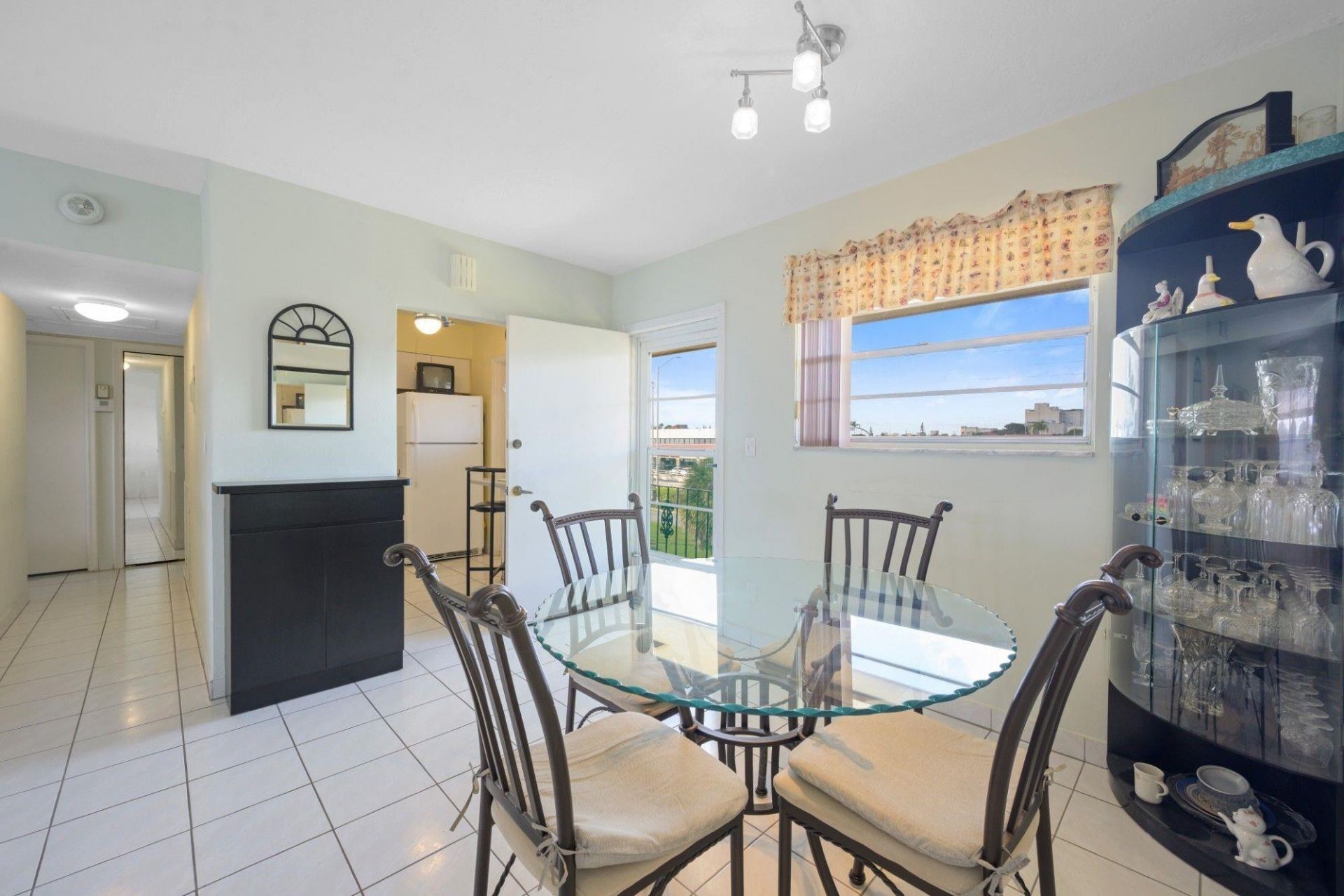 2880 NE 203rd Street, Unit 36B, Aventura, FL 33180 Photo