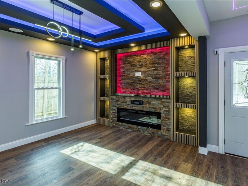 817 Raymond Street, Akron, OH 44307 Photo 7