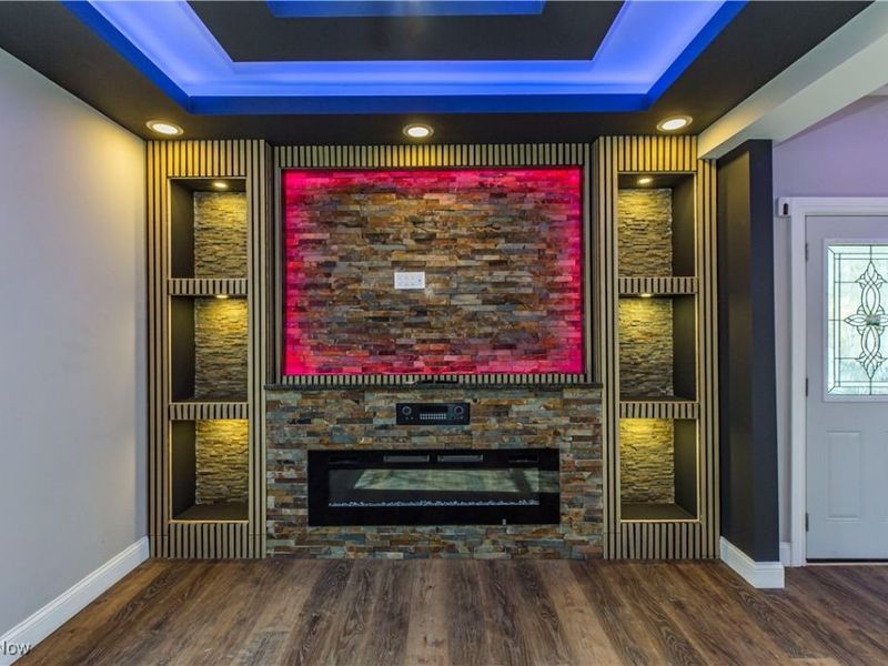 817 Raymond Street, Akron, OH 44307 Photo 8