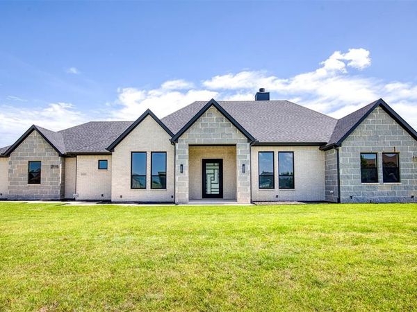 1333 Canyon Lake Road, Wills Point, TX 75169