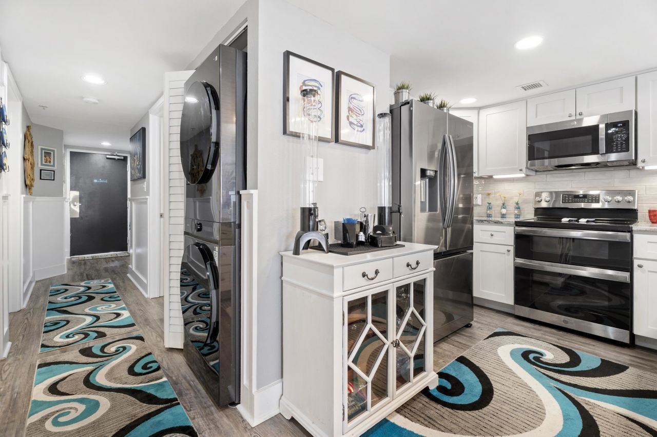 205 74th Ave. N Photo 13