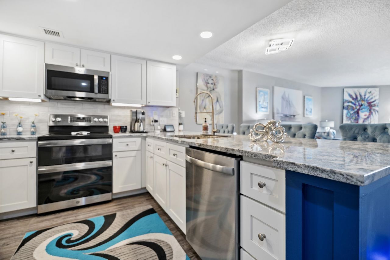 205 74th Ave. N Photo 15