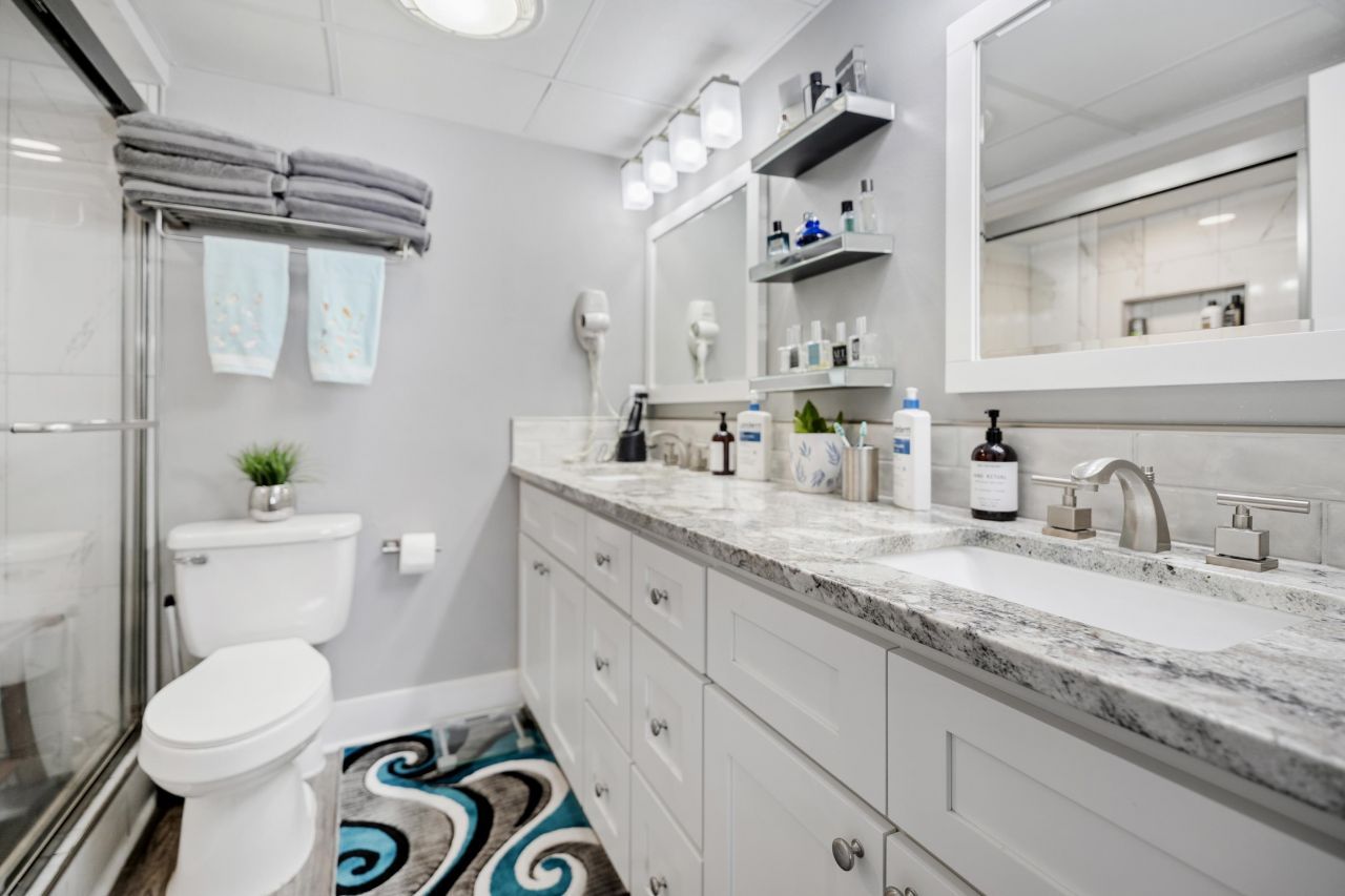 205 74th Ave. N Photo 23