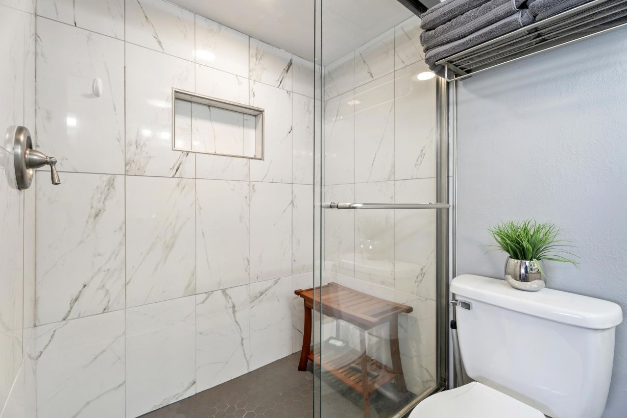 205 74th Ave. N Photo 24