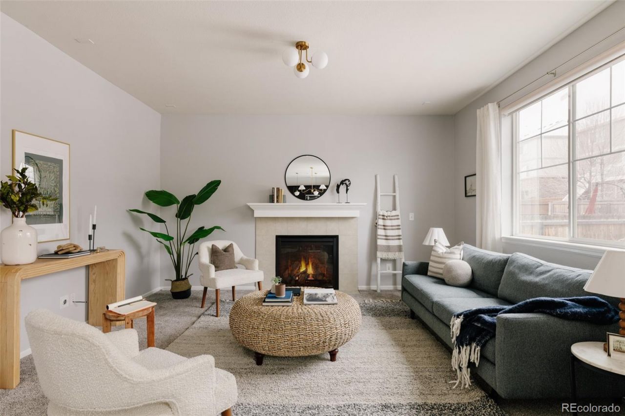 25206 E Lake Drive, Aurora, CO 80016 Main Photo