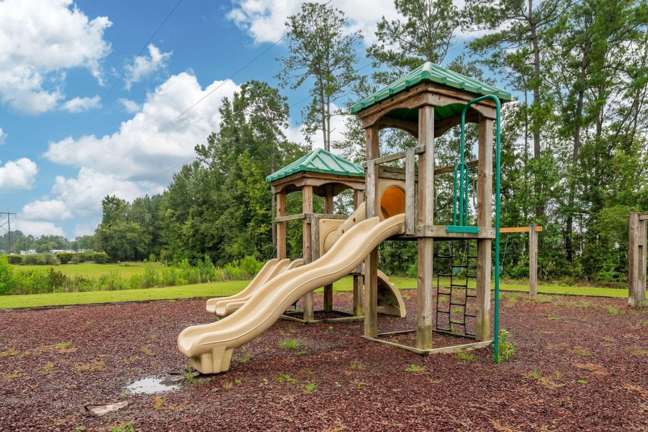 247 Harding Lane Photo 57