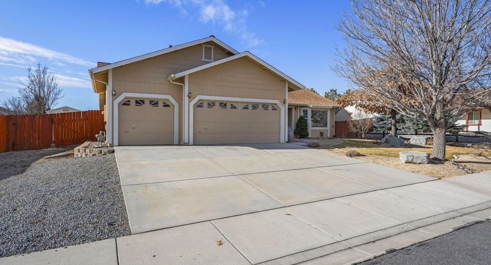 1675 Talking Sparrow Drive, Spanish Springs, NV 89441 Photo