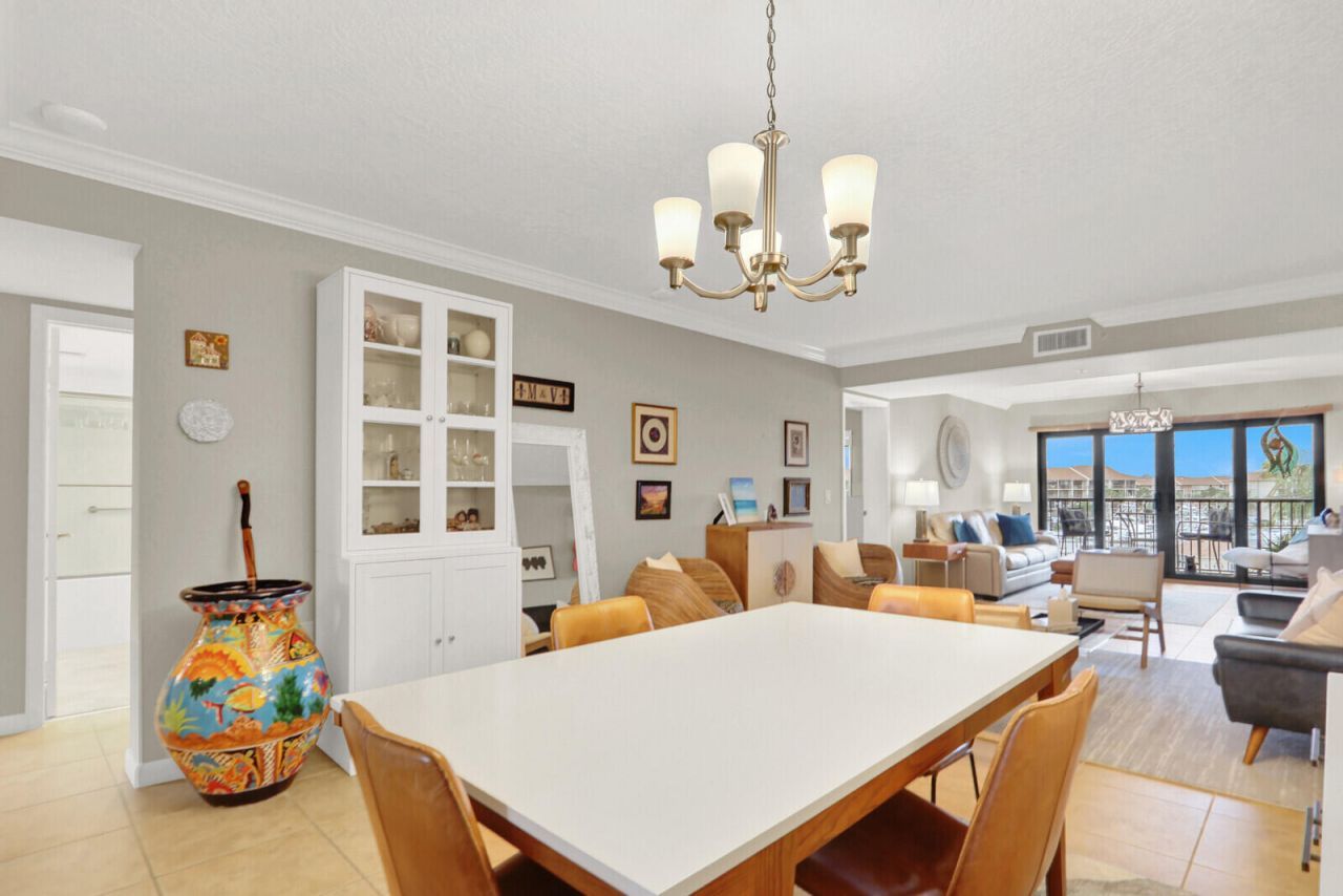 901 Seafarer Circle, Unit 403, Jupiter, FL 33477 Photo