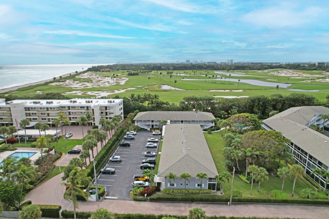 901 Seafarer Circle, Unit 403, Jupiter, FL 33477 Photo