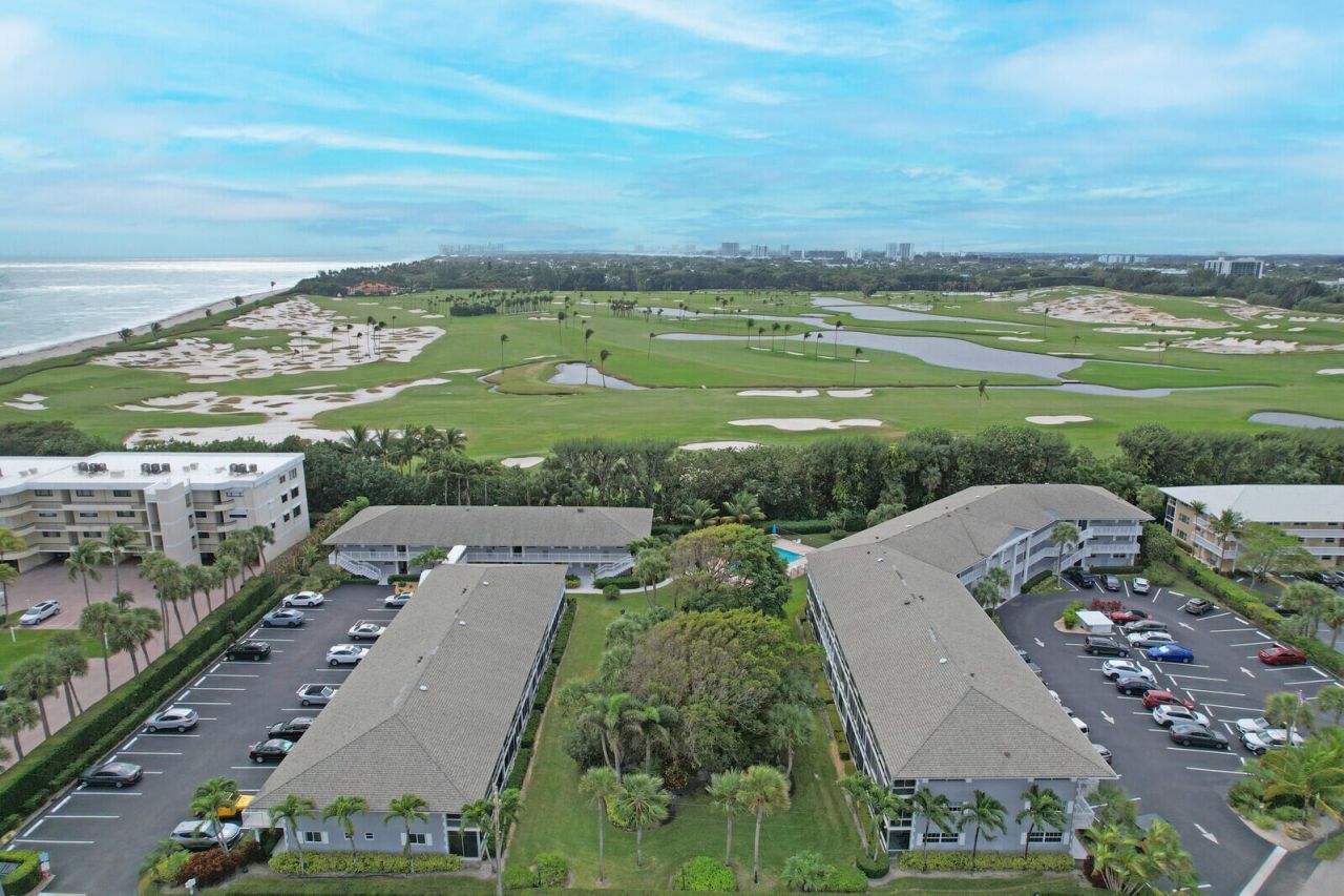 901 Seafarer Circle, Unit 403, Jupiter, FL 33477 Photo