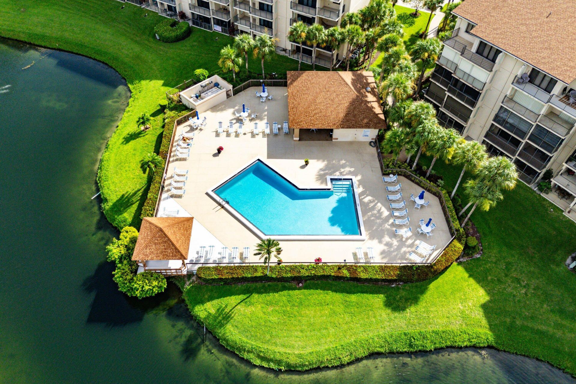 901 Seafarer Circle, Unit 403, Jupiter, FL 33477 Photo