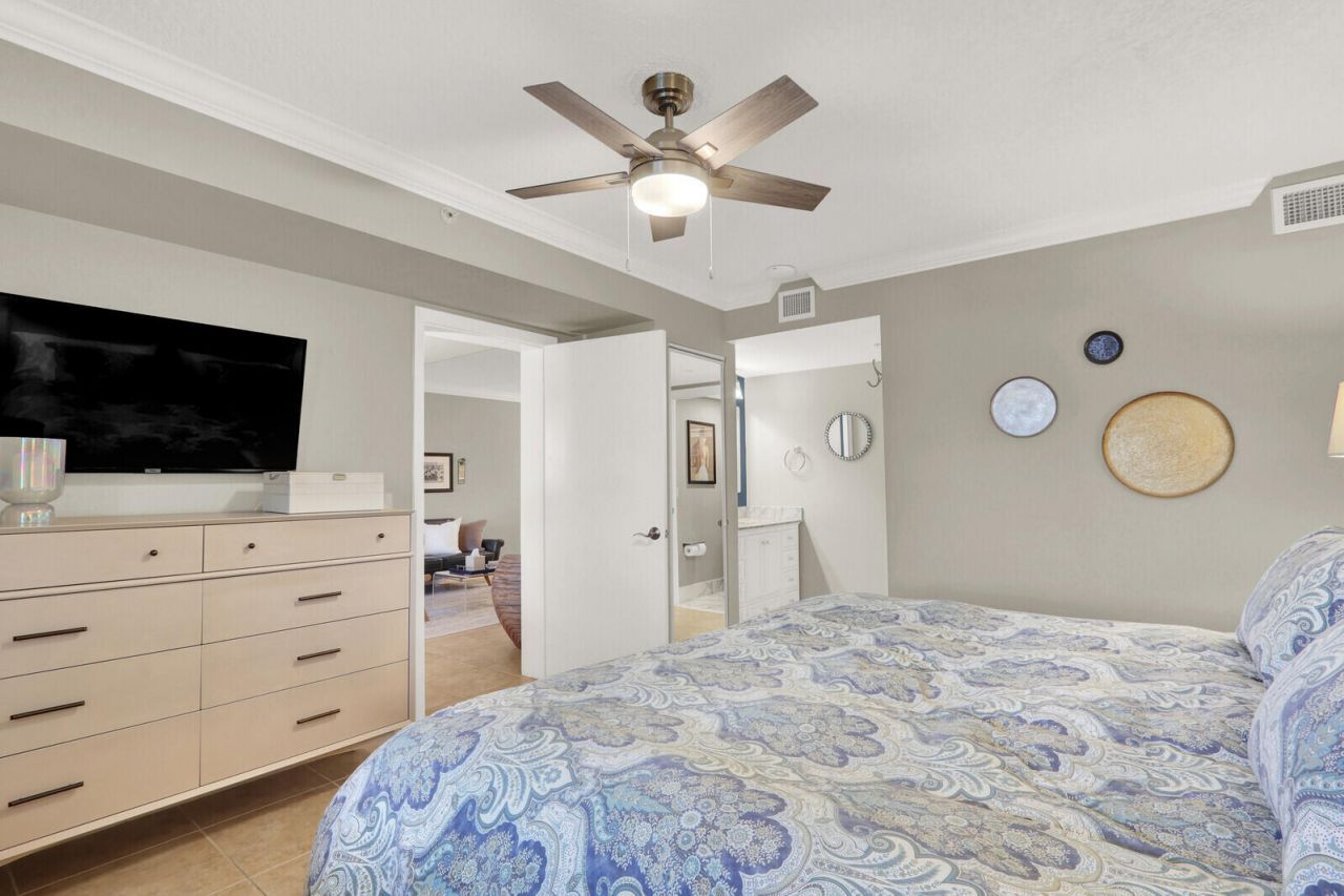 901 Seafarer Circle, Unit 403, Jupiter, FL 33477 Photo