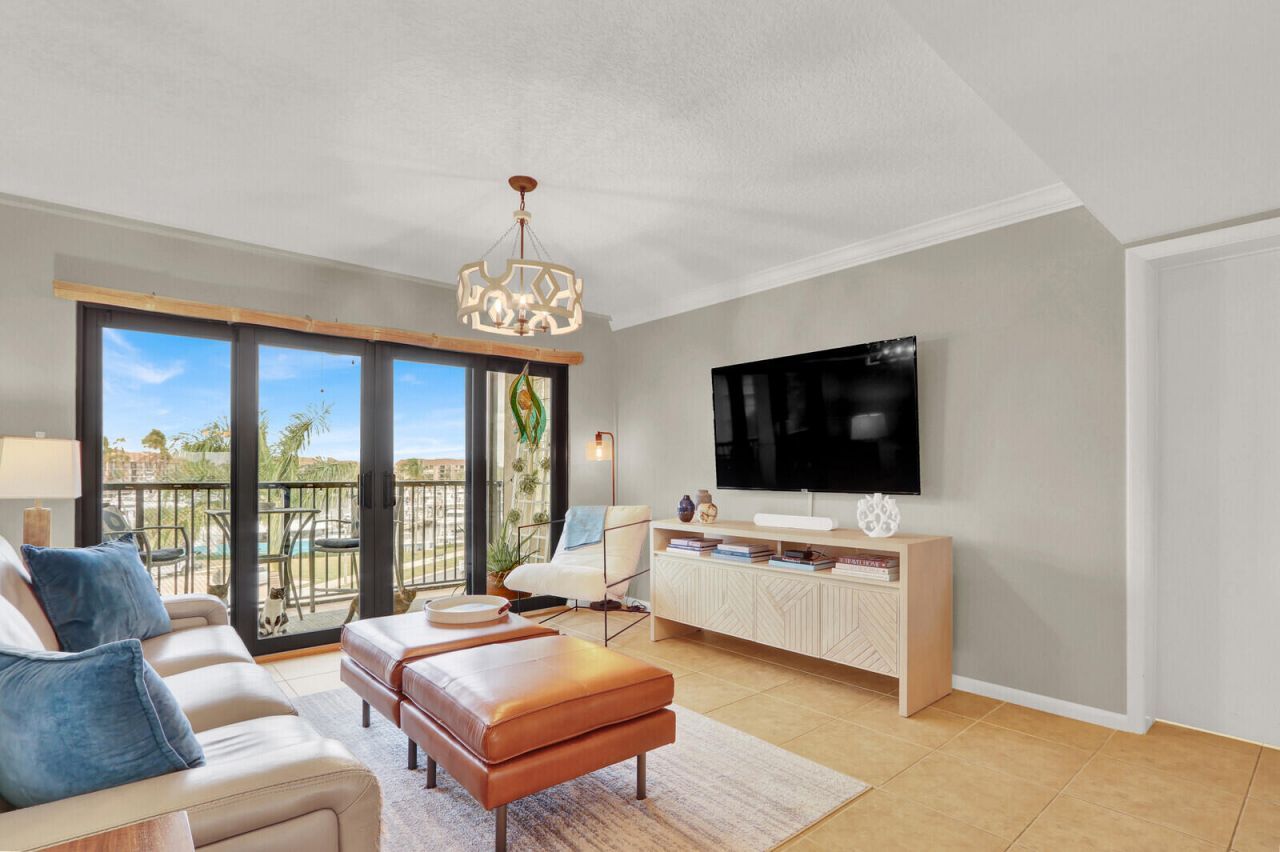 901 Seafarer Circle, Unit 403, Jupiter, FL 33477 Photo