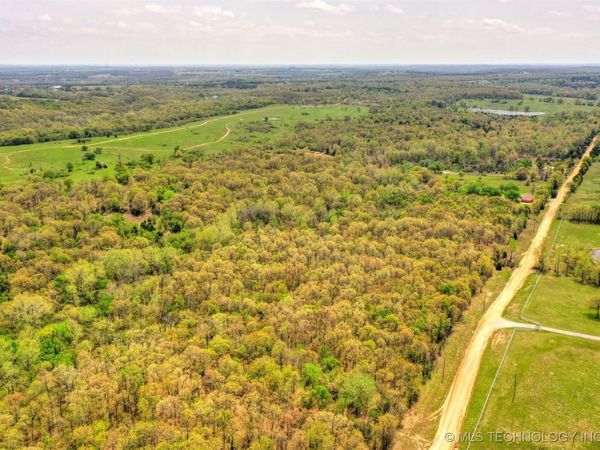 4 N 364 Road, Wewoka, OK 74884