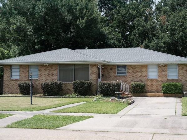 6 GELBKE Drive, Gretna, LA 70053