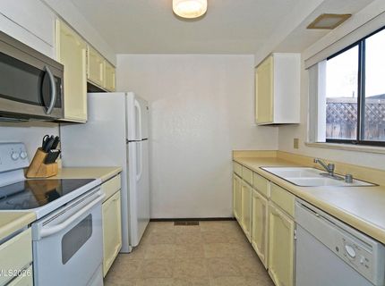 718 Travis Drive, Unit APT C, Carson City, NV 89701 Photo