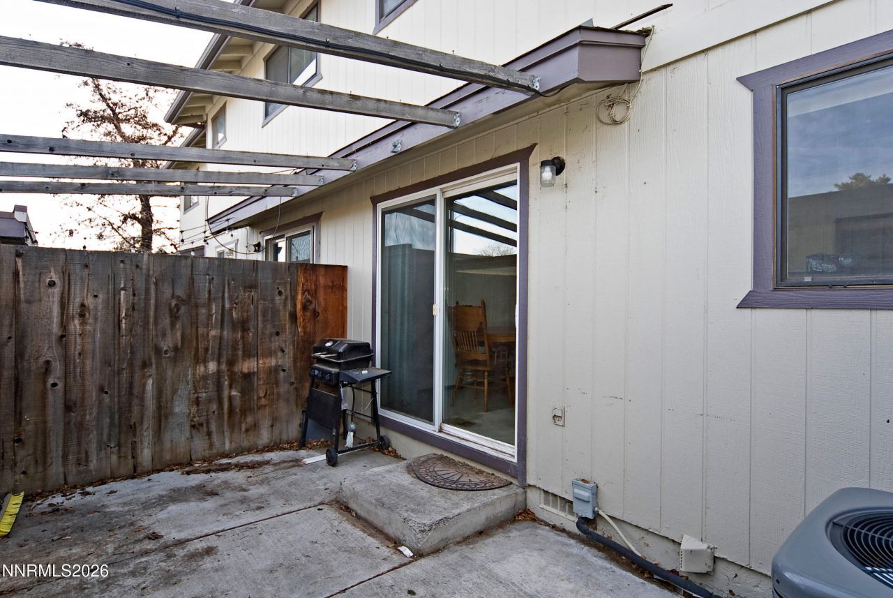 718 Travis Drive, Unit APT C, Carson City, NV 89701 Photo
