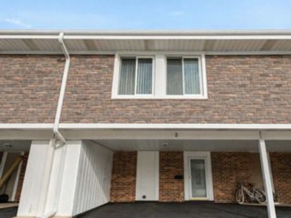 2 Cour Masson, Palos Hills, IL 60465