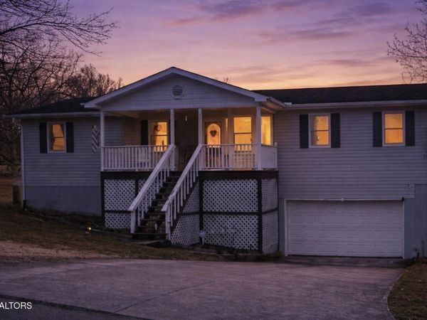 117 Bertha Lane, Jacksboro, TN 37757