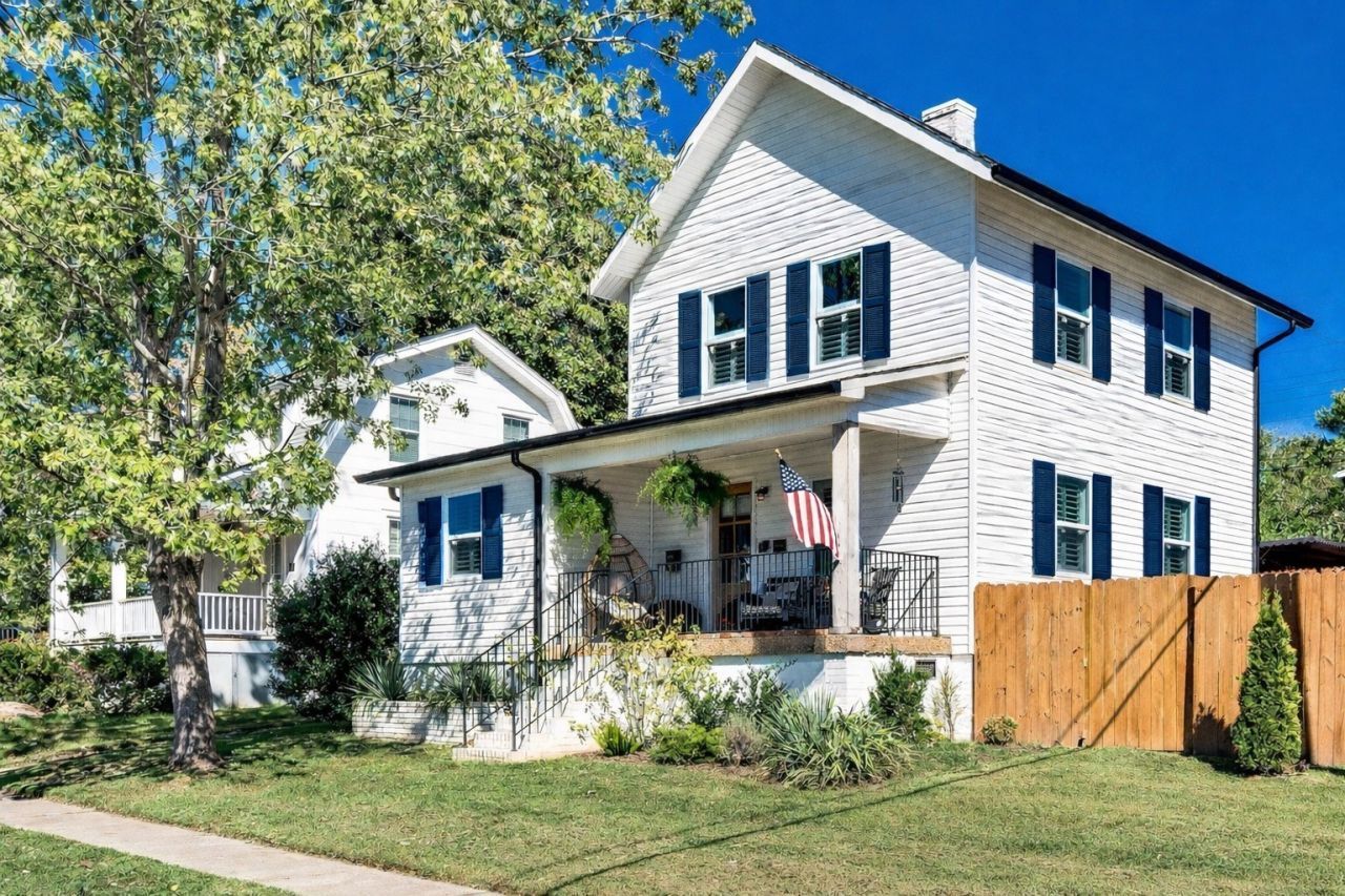 911 Jones St, Old Hickory, TN 37138 Main Photo