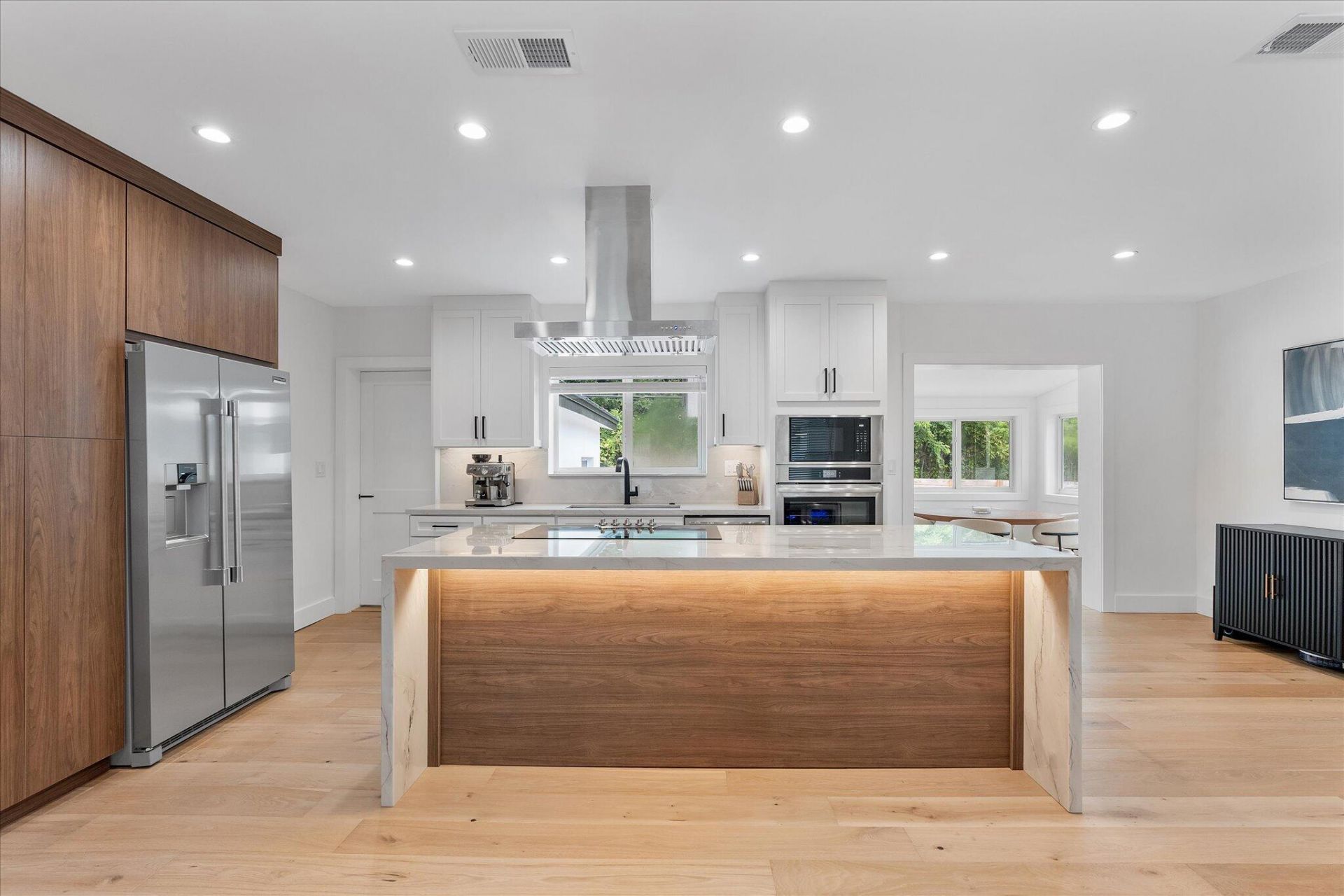 8801 N Miami Avenue, El Portal, FL 33150 Photo
