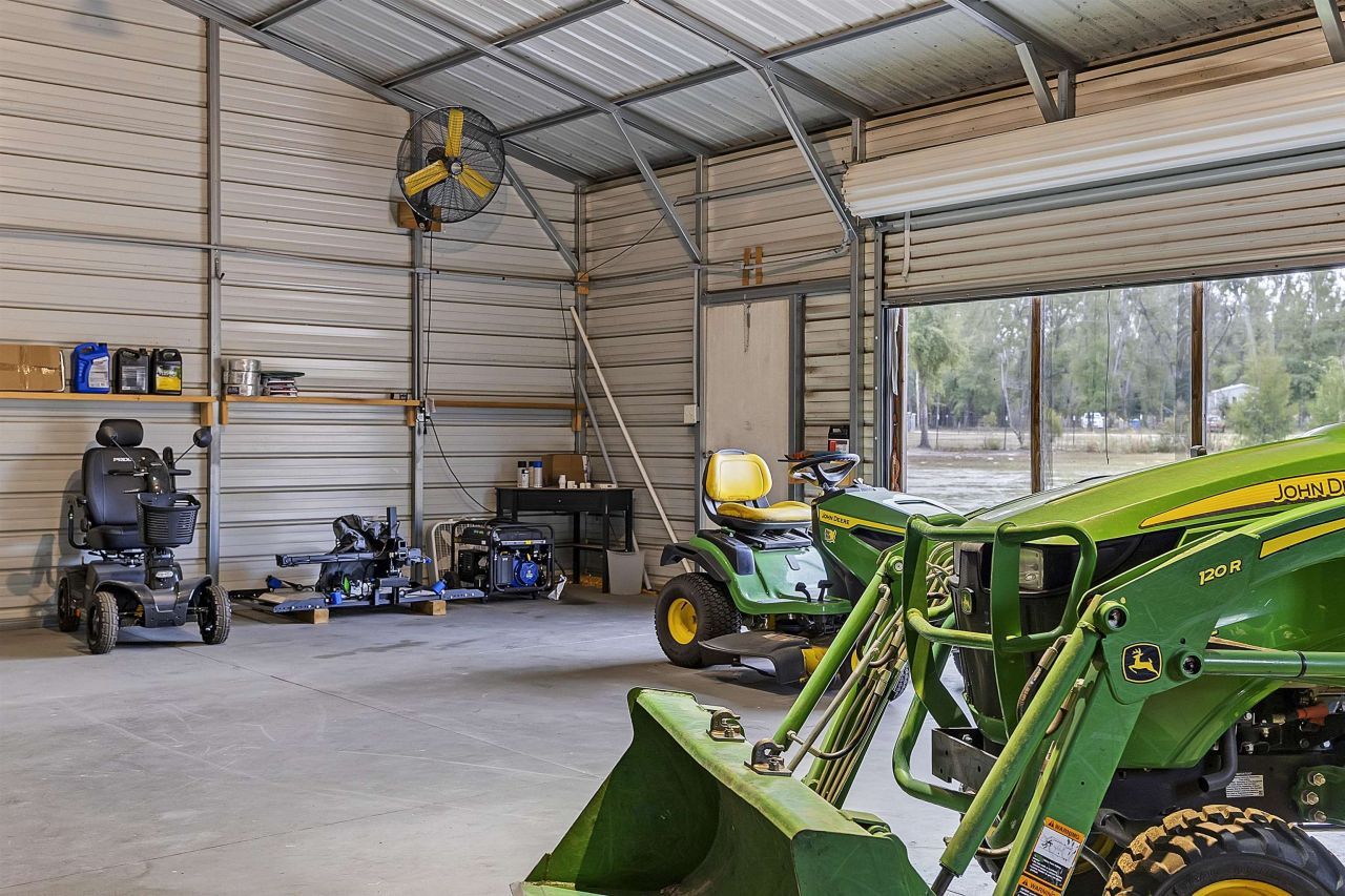 616 NE Hillside Terrace Street, Lee, FL 32059 Photo