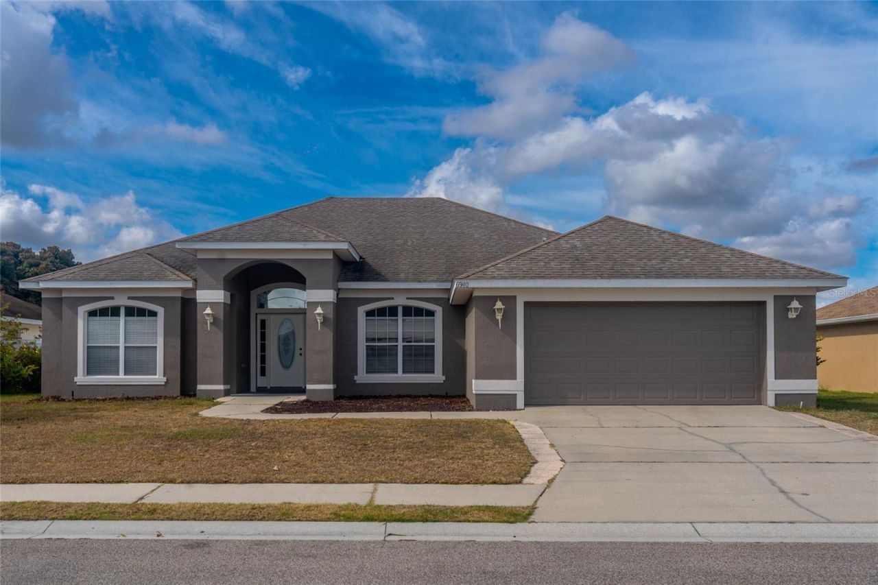 6940 Bently Drive, Lakeland, FL 33809 Main Photo