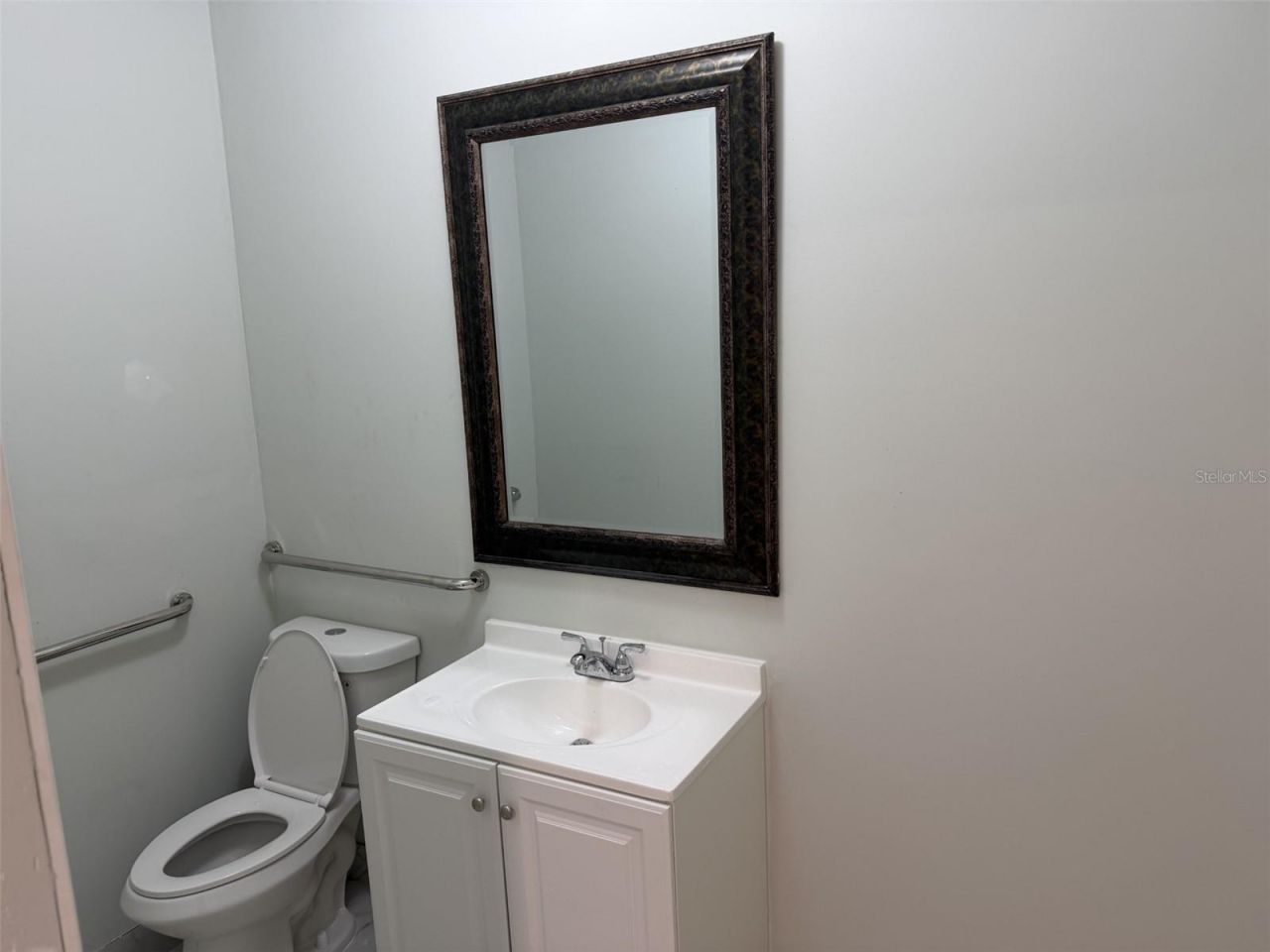 5005 Edgewater Drive, Orlando, FL 32810 Photo