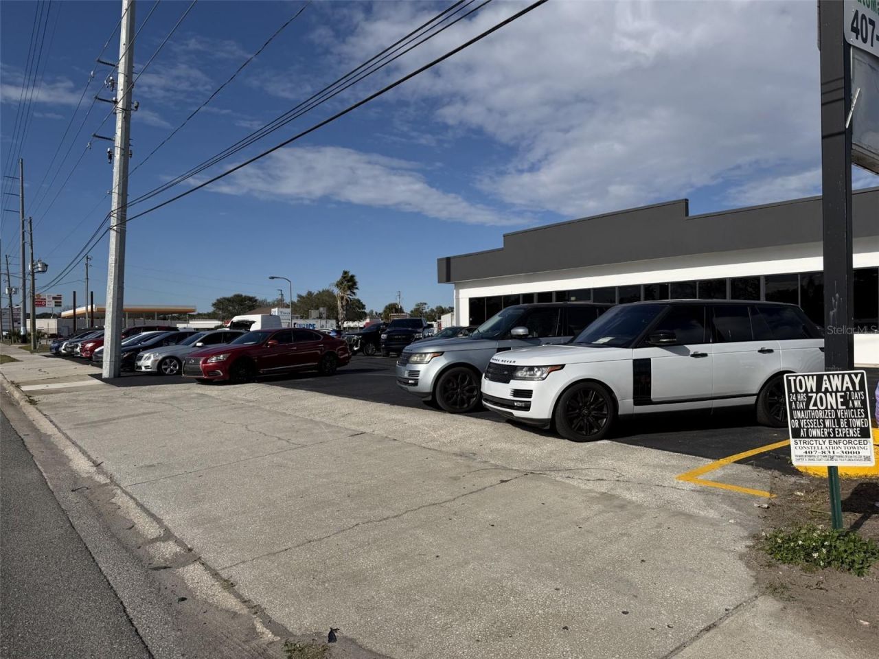 5005 Edgewater Drive, Orlando, FL 32810 Photo