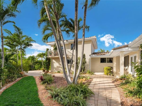 1155 S Biscayne Point Rd, Miami Beach, FL 33141