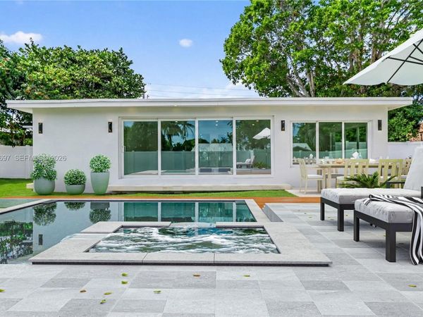 1917 N Swinton Ave, Delray Beach, FL 33444