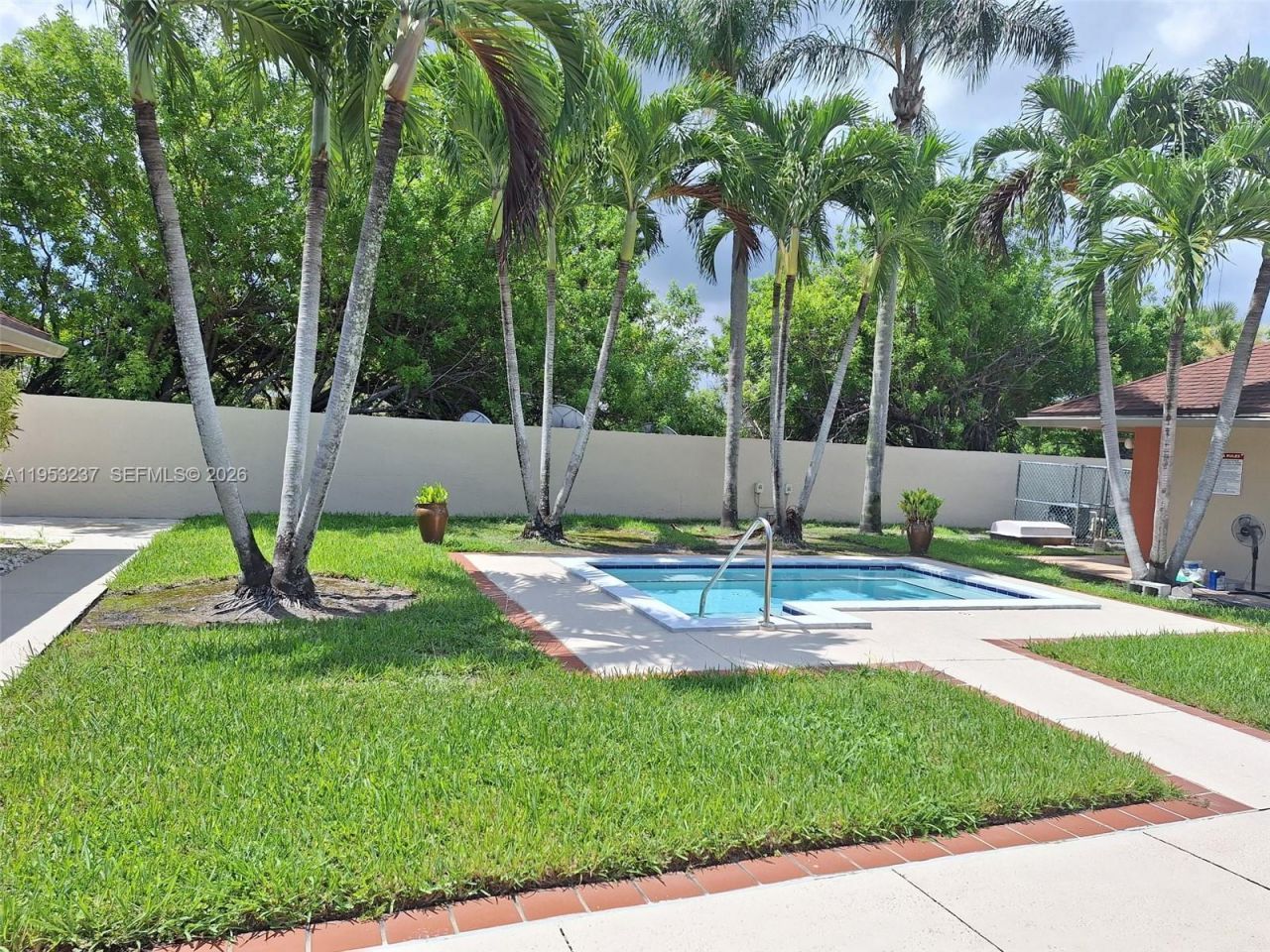 18810 NW 57th Ave, Unit 104, Hialeah, FL 33015 Photo