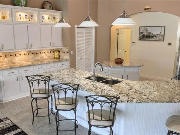 5471 Harborage DR, FORT MYERS, FL 33908