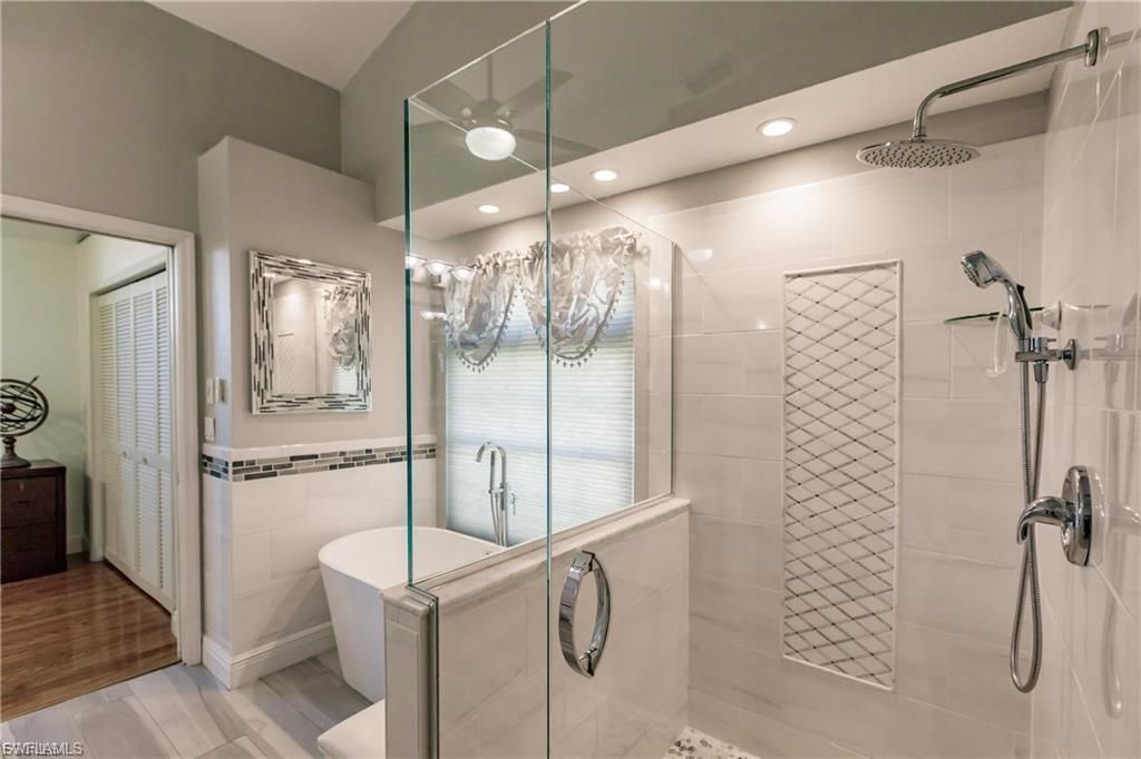 5471 Harborage Dr, Fort Myers, FL 33908 Photo