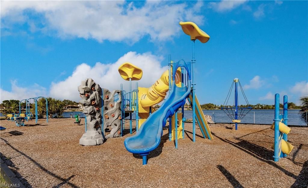 5471 Harborage Dr, Fort Myers, FL 33908 Photo