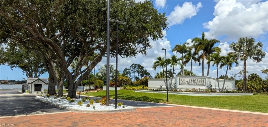 5471 Harborage Dr, Fort Myers, FL 33908 Photo