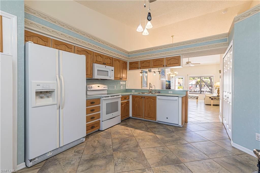 3971 Leeward Passage Ct, Unit 203, Bonita Springs, FL 34134 Photo