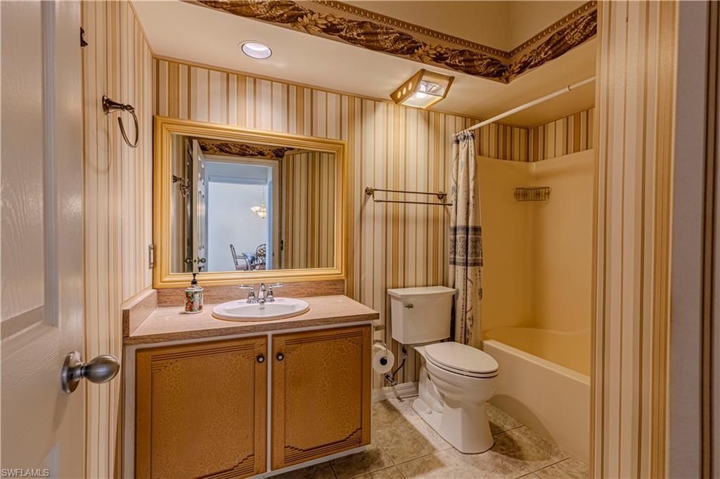 3971 Leeward Passage Ct, Unit 203, Bonita Springs, FL 34134 Photo