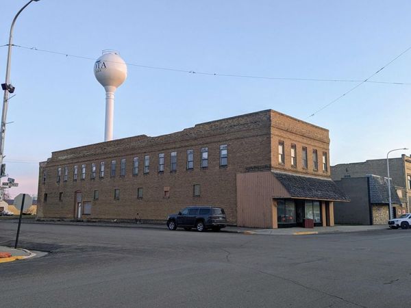 126 Main Street, Lakota, ND 58344