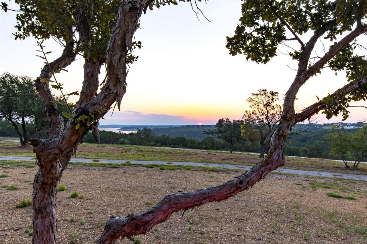 20105 W Lake Pkwy, Georgetown, TX 78628 Main Photo